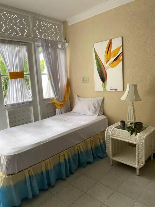 Lush Tropical Apartment Located In A 4-Star Resort Runaway Bay Exterior photo