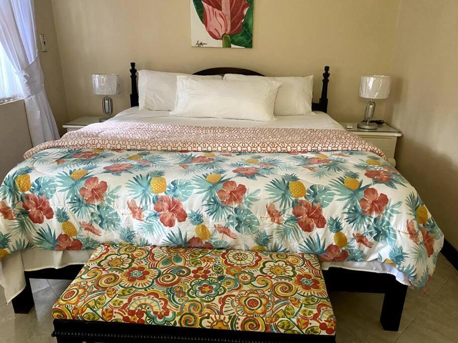 Lush Tropical Apartment Located In A 4-Star Resort Runaway Bay Exterior photo